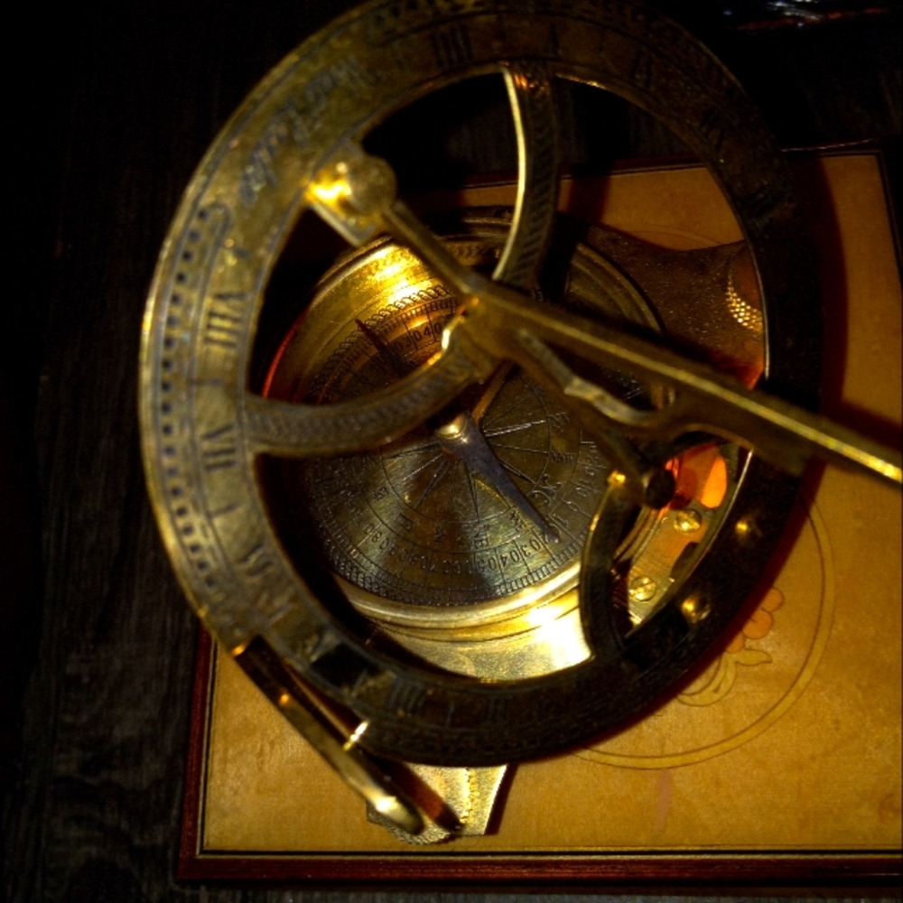 West London marine working sundial compass